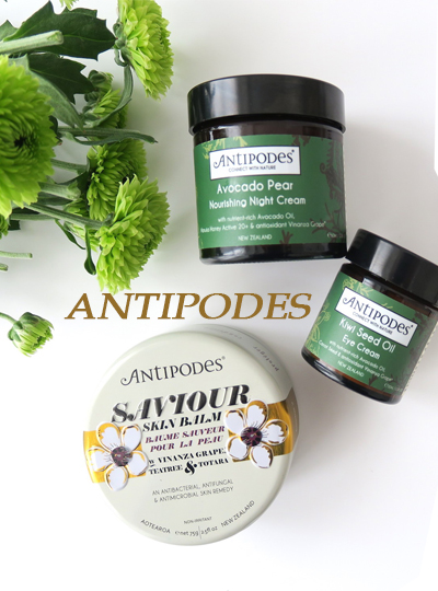 Antipodes品牌于2005年由年轻母亲Elizabeth Barbalich创立。在短短几年内，Antipodes便在国际市场上大获成功，目前它已远销美国、英国、澳大利亚、法国和亚洲。